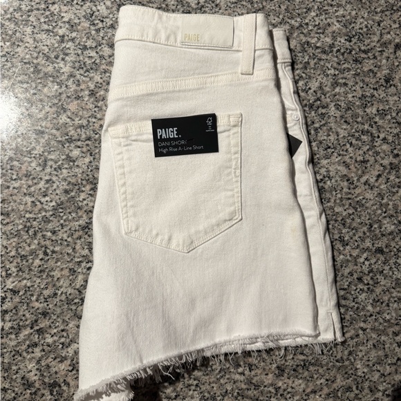 PAIGE Pants - PAIGE Dani Short NWT